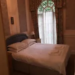 La Suite South